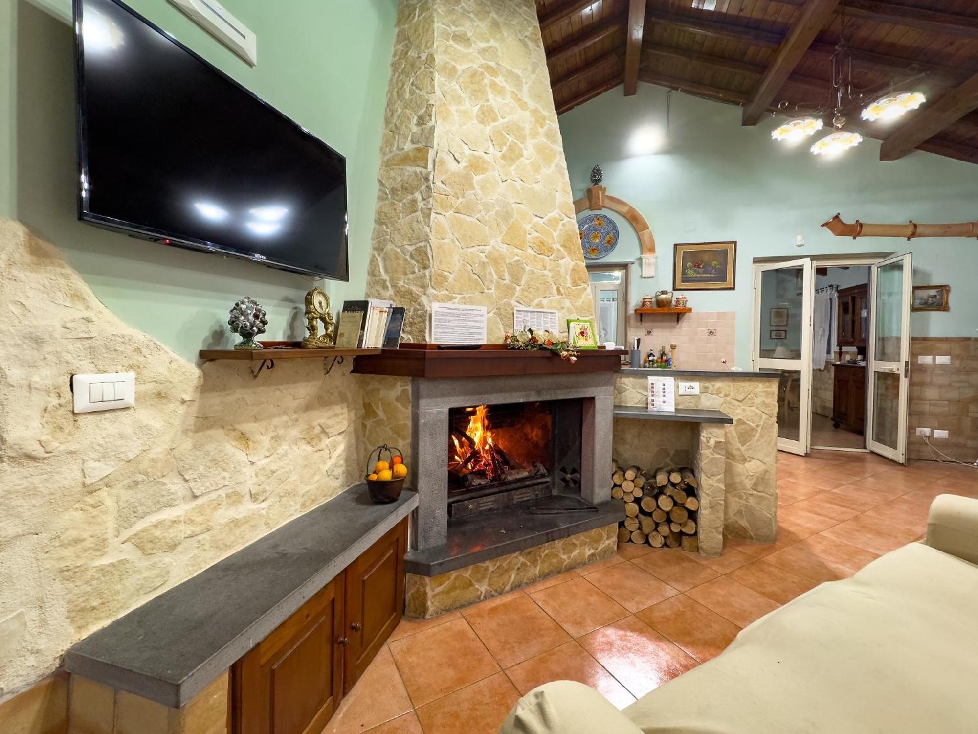 Villa Del Gelso Chalet Nel Parco Delletna マスカリ エクステリア 写真