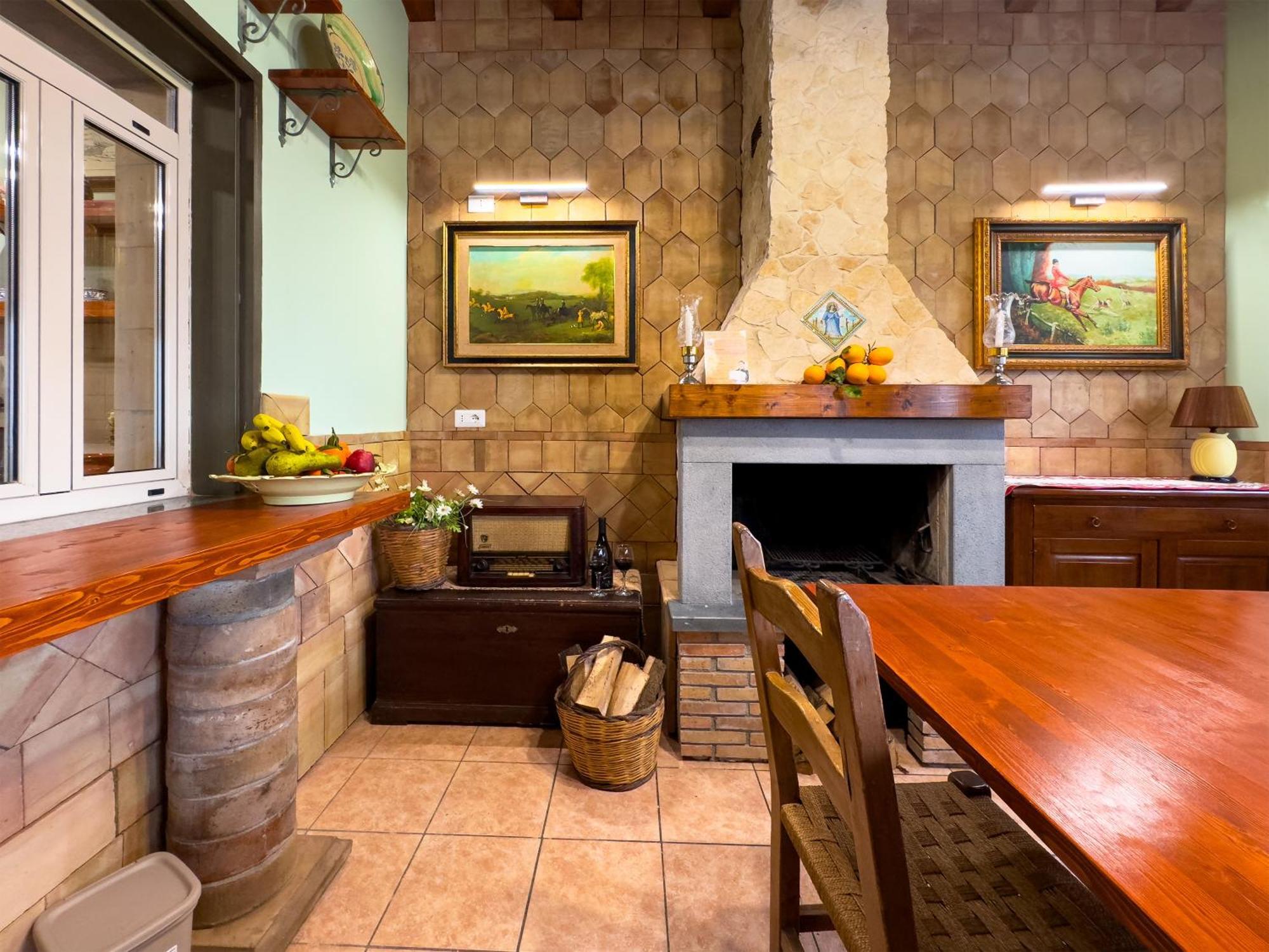 Villa Del Gelso Chalet Nel Parco Delletna マスカリ エクステリア 写真