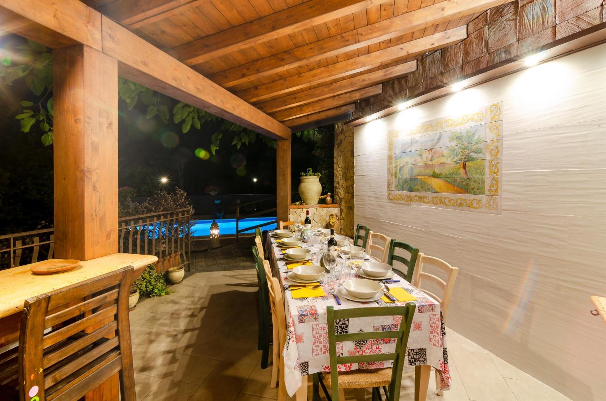 Villa Del Gelso Chalet Nel Parco Delletna マスカリ エクステリア 写真